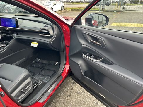 New 2026 Toyota Crown Signia image 15