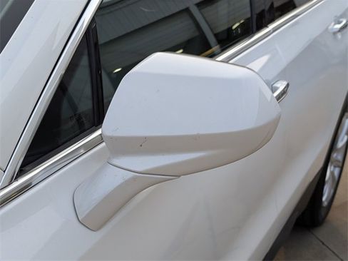 Used 2023 Cadillac XT4 Luxury image 4