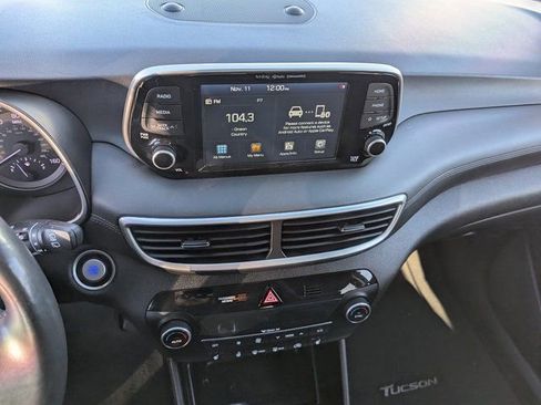 Used 2020 Hyundai Tucson Limited AWD/4WD image 16