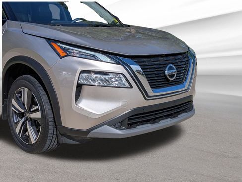 Certified 2021 Nissan Rogue SL w/ Premium Package AWD/4WD image 37