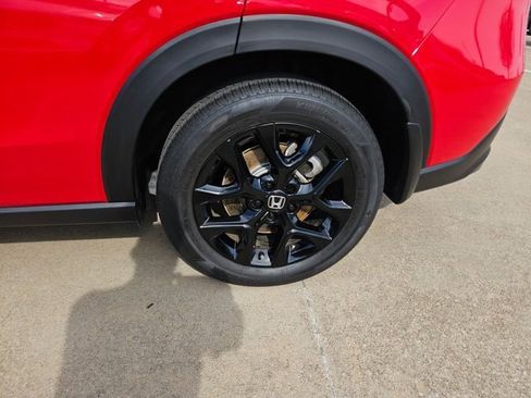 Used 2025 Honda HR-V Sport image 9