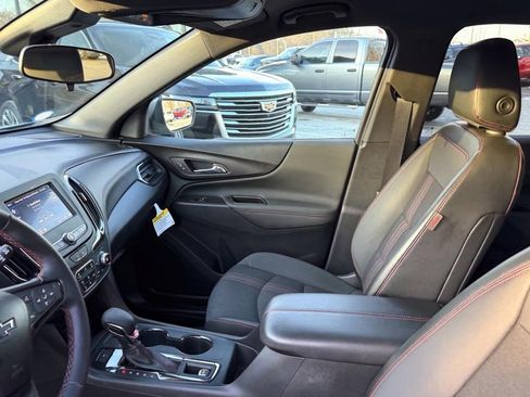 Used 2023 Chevrolet Equinox RS image 10