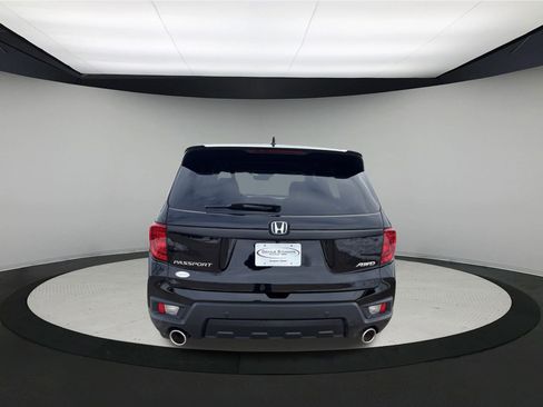Used 2023 Honda Passport EX-L image 6