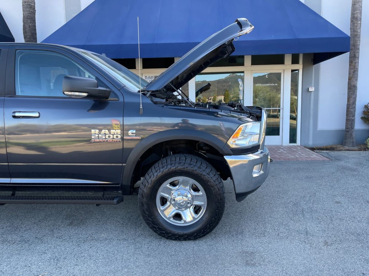 Used 2014 RAM 2500 SLT w/ Luxury Group AWD/4WD image 42