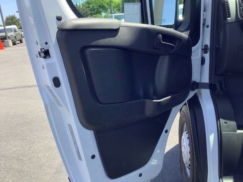 Used 2025 RAM ProMaster 3500 FWD image 9