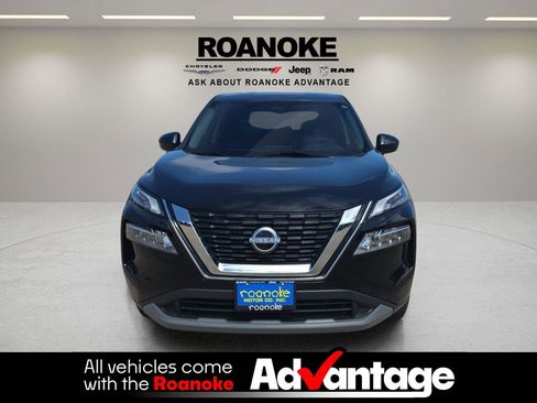 Used 2023 Nissan Rogue SV FWD image 5