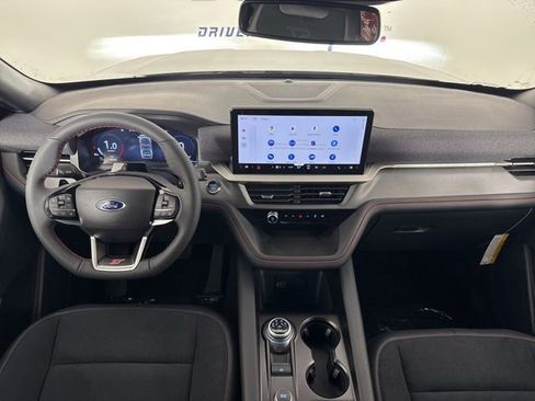 New 2026 Ford Explorer ST image 9