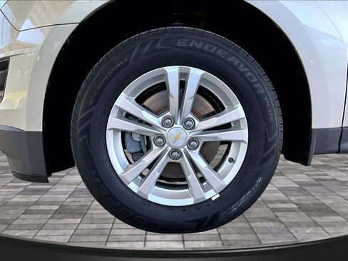 Used 2016 Chevrolet Equinox LS FWD image 30