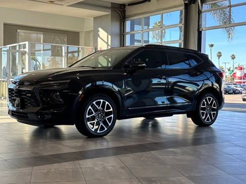 Used 2023 Chevrolet Blazer RS w/ Enhanced Convenience Package image 8