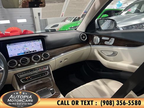 Used 2021 Mercedes-Benz E 350 4MATIC Sedan image 26