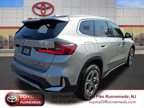 Used 2024 BMW X1 xDrive28i AWD/4WD image 6
