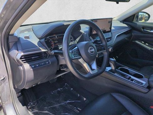 Used 2023 Nissan Altima 2.5 SL FWD image 10