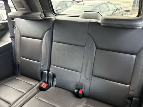 Used 2023 Chevrolet Tahoe High Country w/ Premium Package 2 RWD image 23