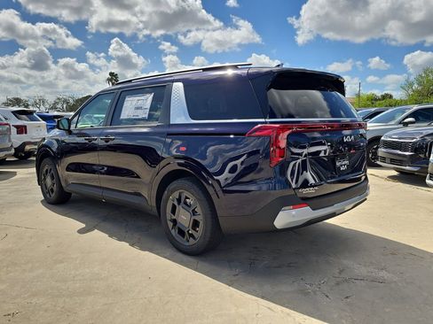 New 2026 Kia Carnival EX image 6