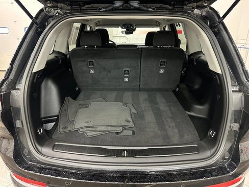 Certified 2023 Jeep Grand Cherokee Laredo image 16