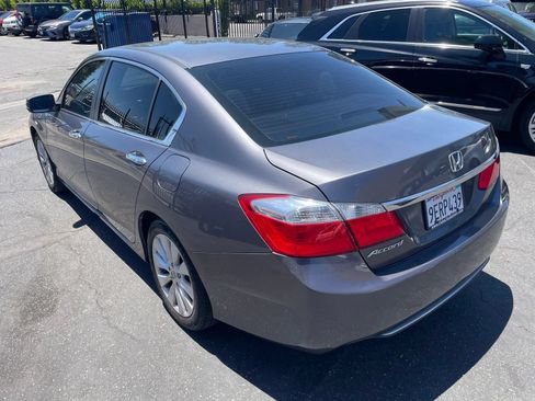 Used 2013 Honda Accord EX image 19