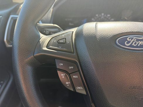 Used 2022 Ford Edge SE w/ Black Appearance Package image 20