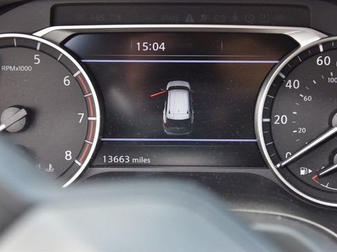 Used 2025 Nissan Rogue S FWD image 8