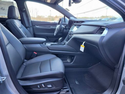 New 2026 Cadillac XT5 Sportv w/ LPO, Onyx Lite Package image 9