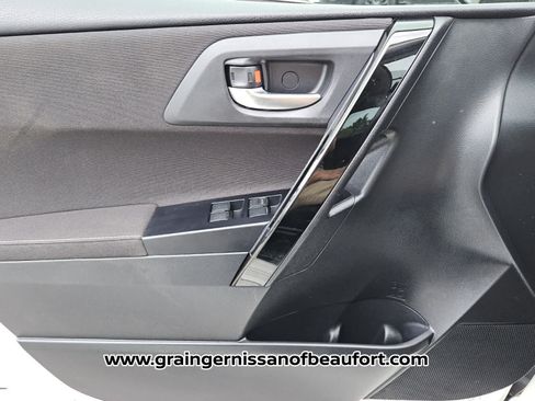Used 2016 Scion iM FWD image 16