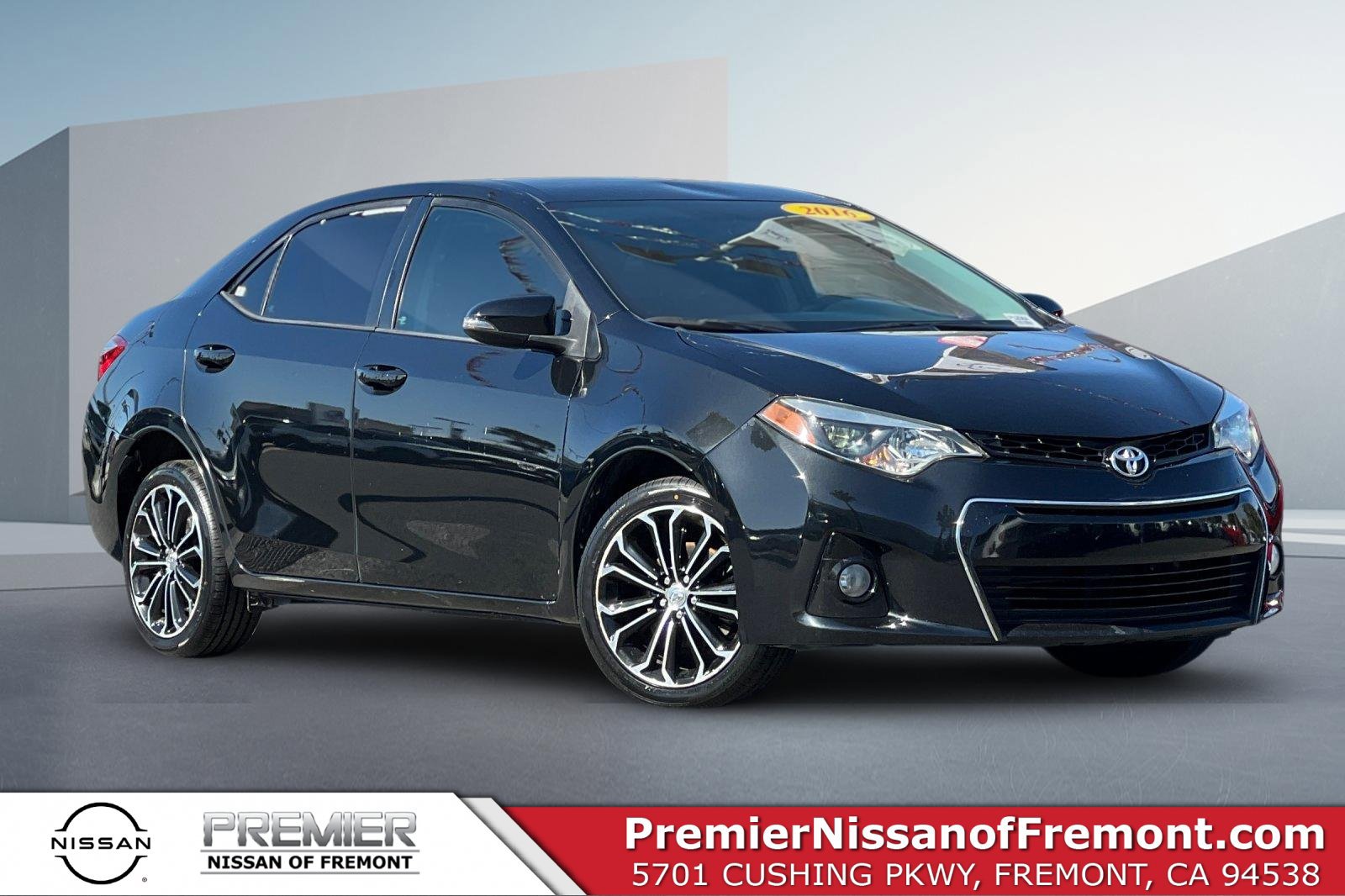 Used 2016 Toyota Corolla S FWD image 1