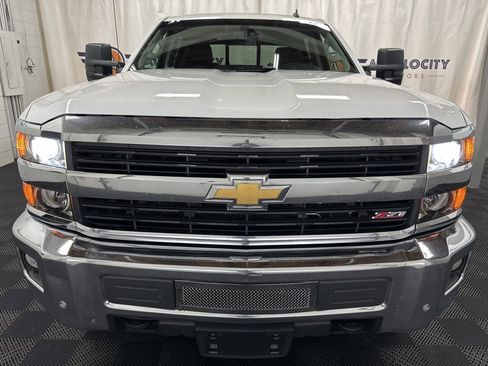 Used 2015 Chevrolet Silverado 2500 LTZ image 3