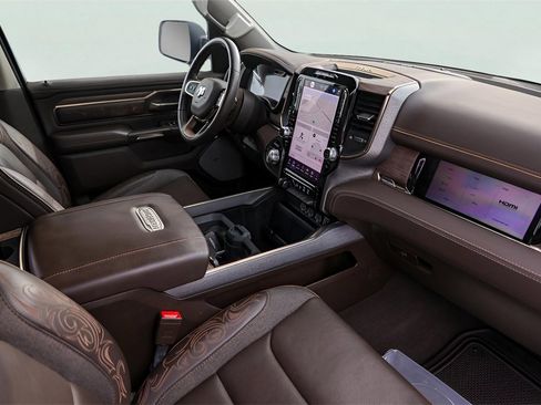 Used 2025 RAM 1500 Limited image 36