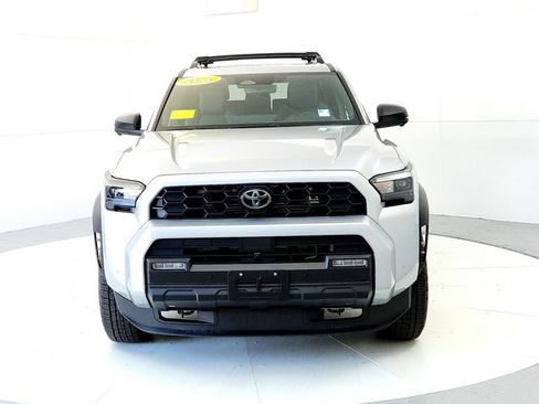 Used 2025 Toyota 4Runner TRD Off-Road Premium w/ Tow Technology Package AWD/4WD image 2