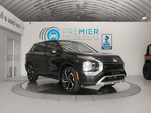 Used 2024 Mitsubishi Outlander SE FWD image 25