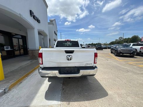 Used 2020 RAM 2500 Tradesman w/ Chrome Appearance Group AWD/4WD image 9