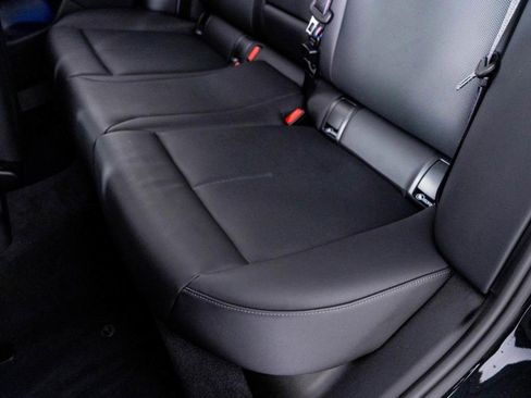 Used 2025 BMW M5 w/ Executive Package AWD/4WD image 33