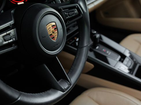 Certified 2020 Porsche 911 Carrera S RWD image 19
