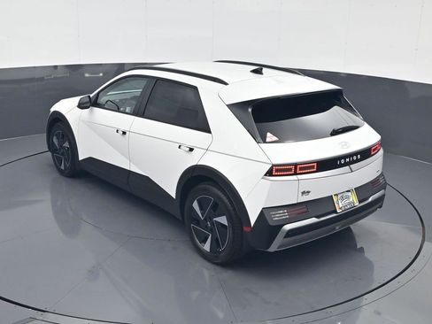 New 2025 Hyundai Ioniq 5 SEL image 19