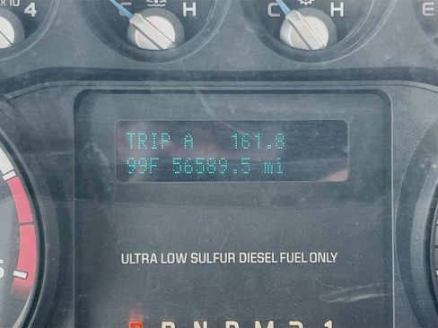 Used 2016 Ford F550 2WD Regular Cab Super Duty image 10