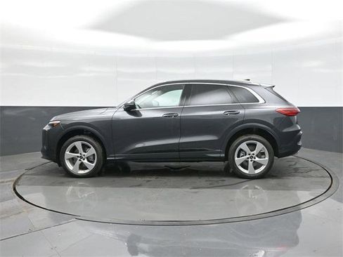 New 2025 Audi Q5 Premium Plus image 4