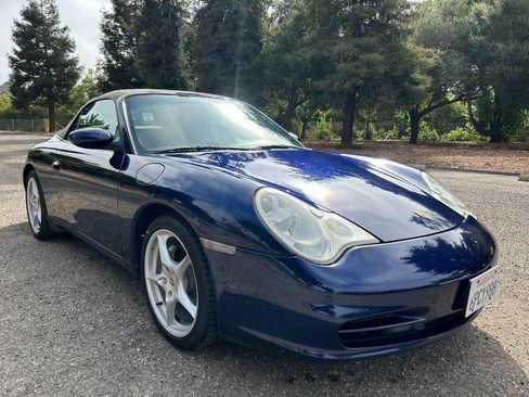 Used 2003 Porsche 911 Carrera 4 AWD/4WD image 11