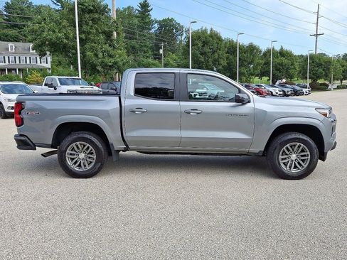 Used 2024 Chevrolet Colorado LT w/ LT Convenience Package II AWD/4WD image 26