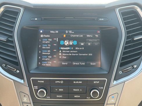 Used 2017 Hyundai Santa Fe Sport FWD image 29