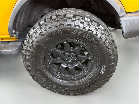 Used 2022 Ford Bronco Wildtrak image 32