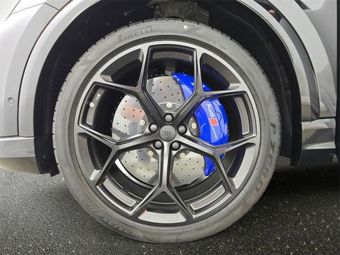 New 2026 Audi RS Q8 performance image 33