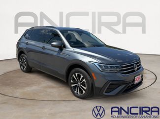 Used 2022 Volkswagen Tiguan S image 1