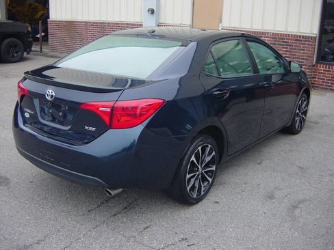 Used 2017 Toyota Corolla XSE image 4