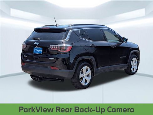 Used 2019 Jeep Compass Latitude FWD image 7