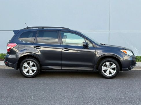 Used 2014 Subaru Forester 2.5i Touring AWD/4WD image 7