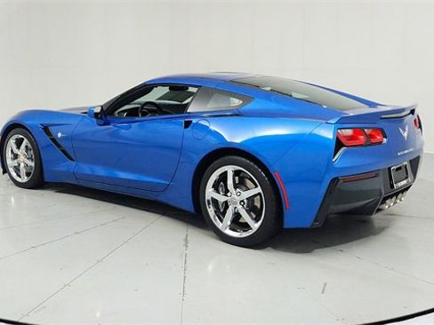 Used 2014 Chevrolet Corvette Stingray Coupe w/ 3LT Preferred Equipment Group image 3
