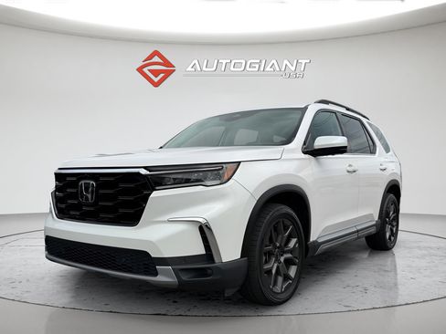 Used 2024 Honda Pilot Elite image 14