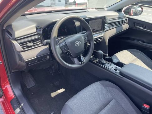 Used 2025 Toyota Camry LE FWD image 18