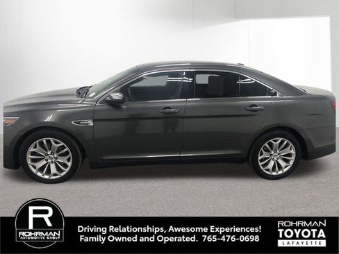Used 2017 Ford Taurus Limited FWD image 3
