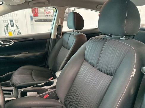 Used 2018 Nissan Sentra SV FWD image 9