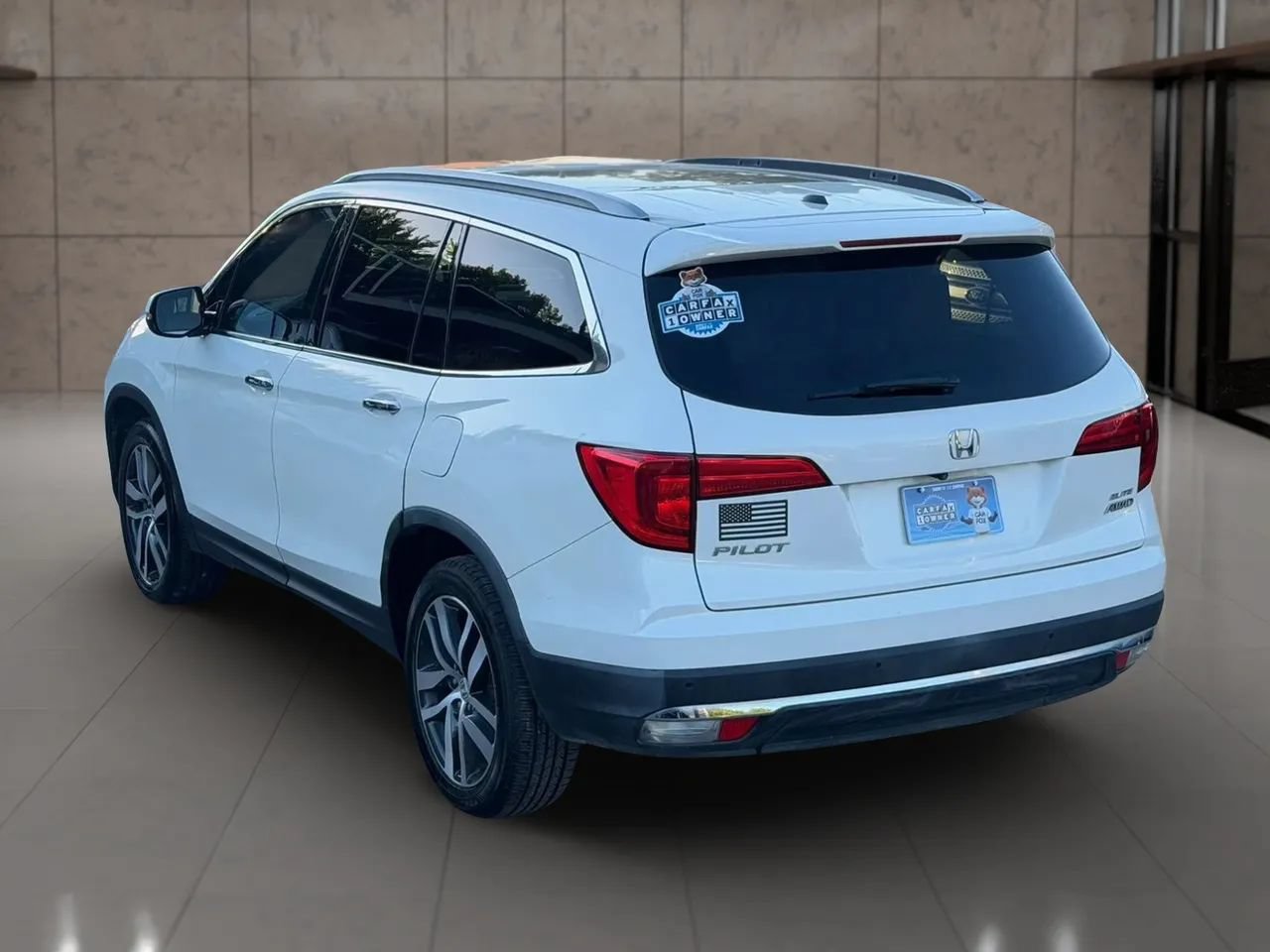 Used 2016 Honda Pilot Elite image 9